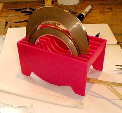 dispenser.jpg (16593 bytes)